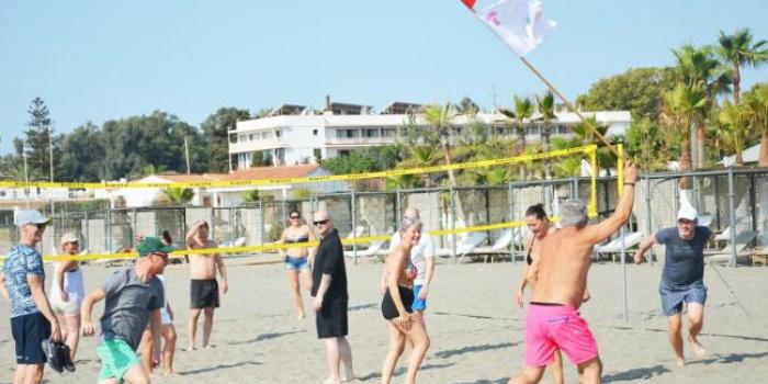Beach sport volley for corporate groups in Marbella, costa del sol
