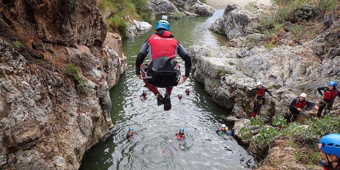 barranquismo para grupos en marbella