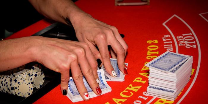 Fun casino table hire entertainmebt marbella