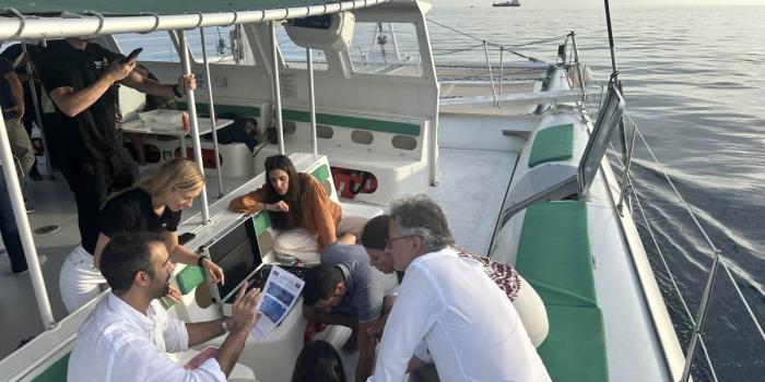 escape bomb game beat the clock malaga on boat